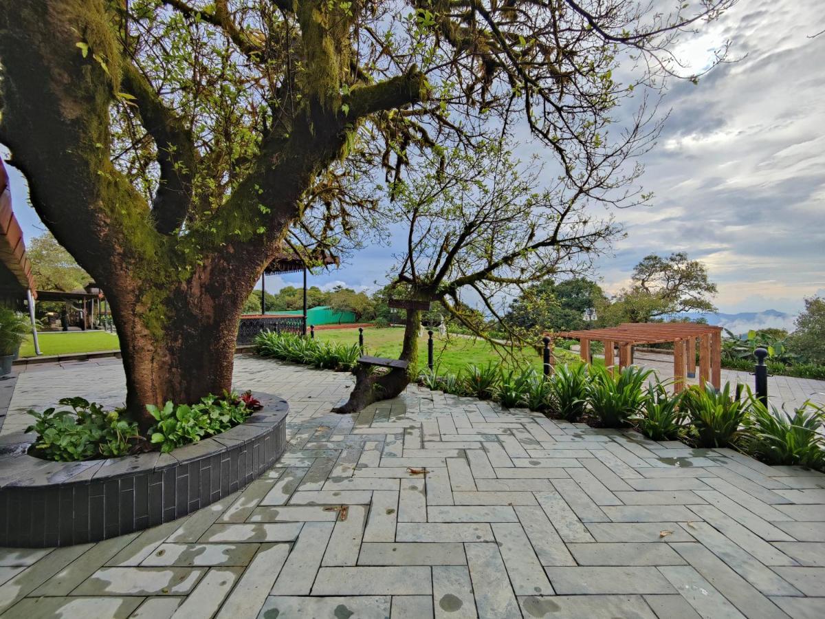Regenta Mpg Club Mahabaleshwar Hotel Exterior photo